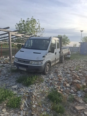 vid iveco dayli motor 2,8 din alul 2006 tate scinurile f cut la zi preţ ficsi 3000 euro  - imagine 2