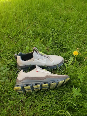 De vânzare sneakers On 
