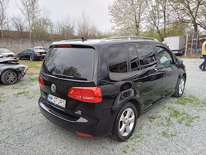 Vw touran 1.6 Tdi Bluemotion 105cp - imagine 10