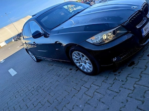 BMW 318d Facelift (LCI) 2010 - Trapă & Bi-Xenon - imagine 3