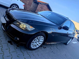 BMW 318d Facelift (LCI) 2010 - Trapă & Bi-Xenon - imagine 5