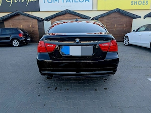 BMW 318d Facelift (LCI) 2010 - Trapă & Bi-Xenon - imagine 8