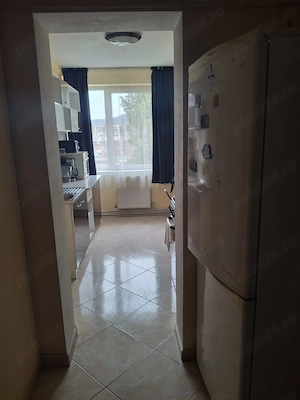 Închiriez apartament 2 camere - imagine 3