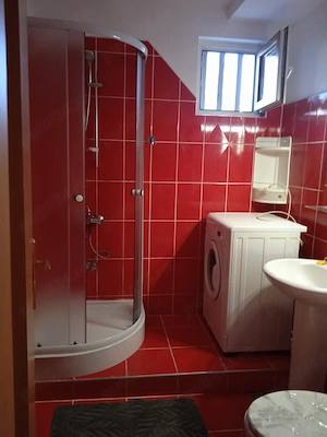 Închiriez apartament 2 camere - imagine 2
