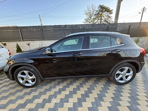 Mercedes GLA 200d - imagine 3