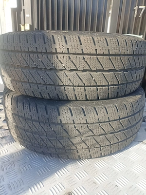 Set de 4 cauciucuri C-uri 225 70 R15C - imagine 2