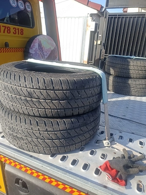 Set de 4 cauciucuri C-uri 225 70 R15C