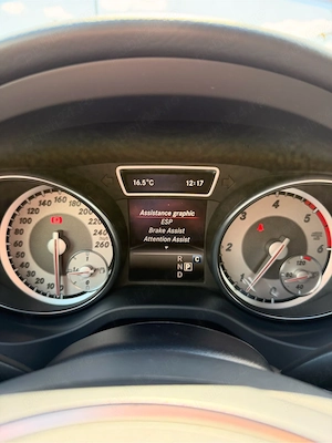 Mercedes Benz GLA X156 2016 220d 177CP 150k Km - imagine 6