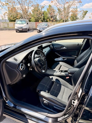 Mercedes Benz GLA X156 2016 220d 177CP 150k Km - imagine 8
