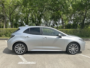 Toyota Corolla 2022 - imagine 2