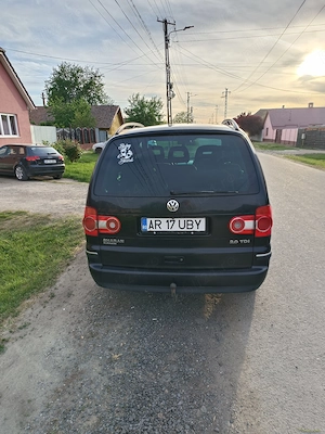Volskwagen Sharan 2.0 TDI - imagine 4