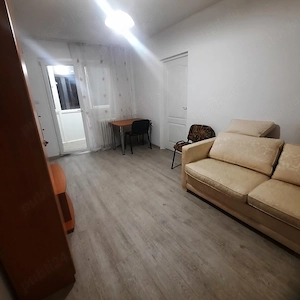 Închiriez apartament cu doua camere in calea sagului. 
