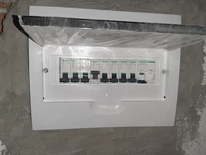 ELECTRICIAN - Instalatii electrice case si apartamente - imagine 2