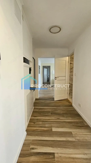De vanzare apartament cu 4 camere central | Renovat | 133.000 EUR - imagine 8