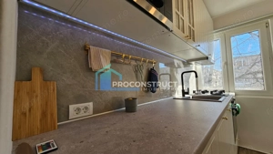 De vanzare apartament cu 4 camere central | Renovat | 133.000 EUR - imagine 14