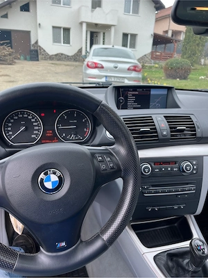 BMW 120d 177 cai 2009 euro 5 - imagine 6