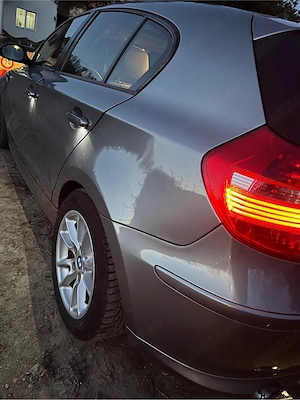 BMW 120d 177 cai 2009 euro 5 - imagine 8
