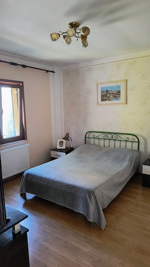 Casă de vânzare în Mun. Târgoviște  - imagine 8