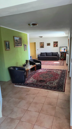 Casă de vânzare în Mun. Târgoviște  - imagine 3
