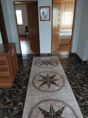 Inchiriez pentru cazare Vila cu 7 camere  - imagine 4