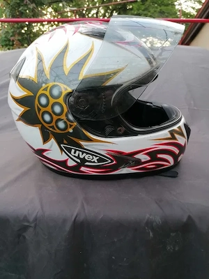 Cască moto de vânzare