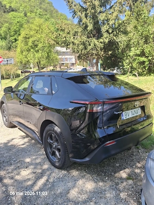 Vand Schimb Toyota bZ4X  - imagine 8
