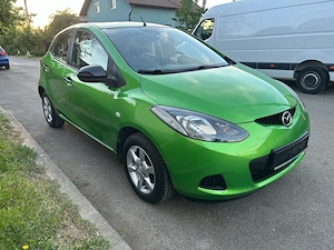 Mazda 2 1.3 Benzina 75 Cp an 2010  - imagine 3