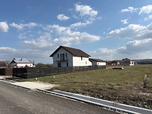 DOAR 1 PARCELA RAMASA! Teren intravilan, 686 mp, Botorogi, la 2 km de limita Tg JIu - imagine 6