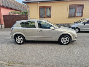 Opel Astra H 1,6i  Automat Easytronic  - imagine 5