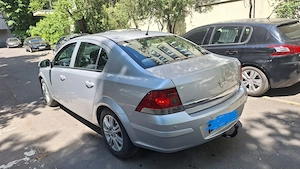 OPEL ASTRA H 2013 SEDAN KM 105777 (Km reali) in stare buna - imagine 4