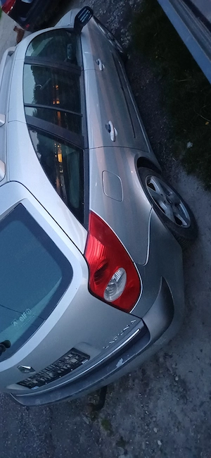 dezmembrez renault laguna - imagine 5