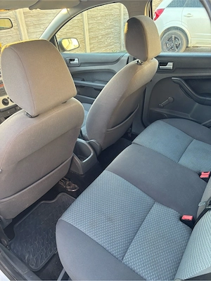 Ford Focus 1.6 Benzina  - imagine 10