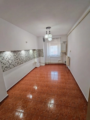 Apartament de vânzare - imagine 4