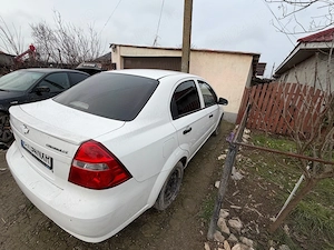 Vând Chevrolet Aveo - imagine 3