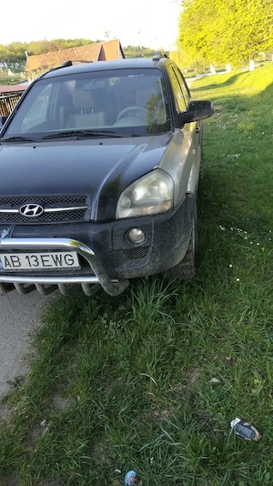 Vând Hyundai Tucson, motor 2000 disel.