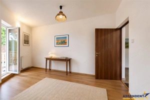 Vila traditionala, cu domeniu de 5.025 mp, pe aripa Cetatii Medievale Brasov - imagine 12