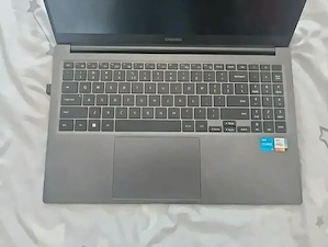 Samsung Galaxy Book3 750XFG | Intel Core i5-13350U | 8GB RAM | 512GB SSD | Windows 11 - imagine 2