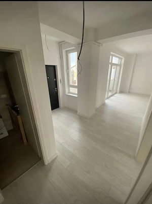 Vând apartament 3 camere  - imagine 3