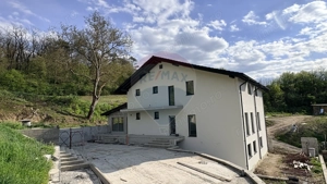 Casa noua, premium, cu panoramă superbă asupra orașului - imagine 2