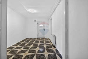 Apartament spațios la casă, renovat, ultracentral Pecica - imagine 14