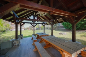 De vânzare pensiune cu restaurant, teren 4.750 mp – Băile 1 Mai - imagine 9