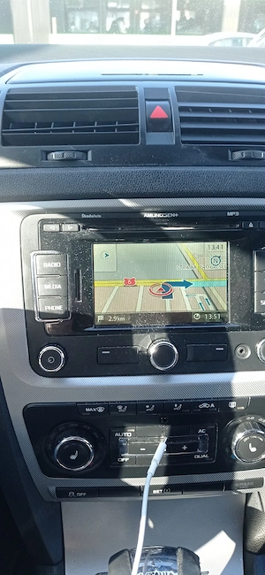 Skoda Octavia 2 1.6 tdi automata 7+1 - imagine 3