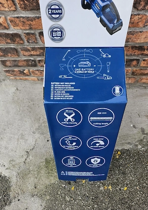 Hyundai trimmer pentru gard viu si arbusti-produs nou