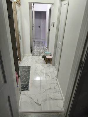 Proprietar, ofer spre vanzare apartament 3 camere, decomandat - imagine 4
