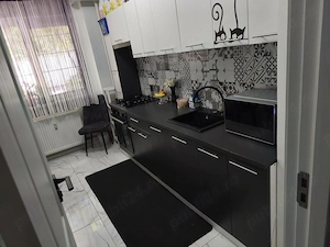 Proprietar, ofer spre vanzare apartament 3 camere, decomandat