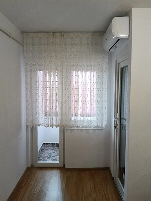 garsoniere de închiriat 