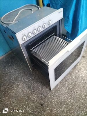Cuptor cu plita ceramica Miele