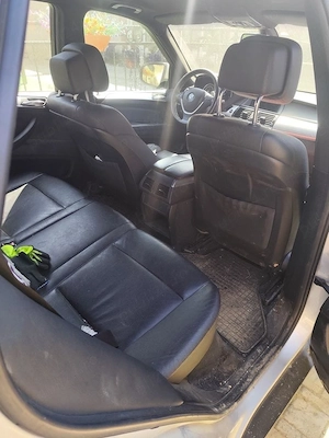 Vand sau schimb bmw X5