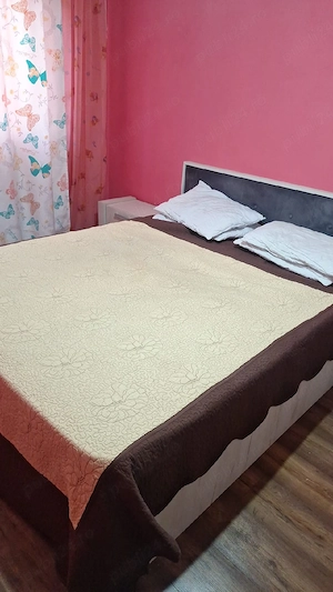 Proprietar vand apartament  - imagine 10