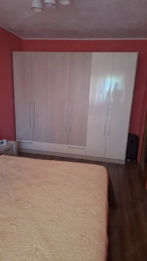 Proprietar vand apartament  - imagine 9